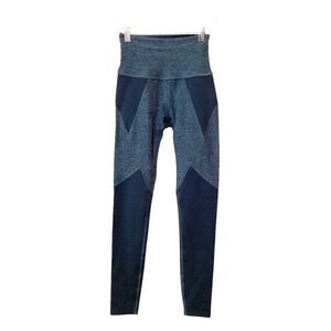 Like New - Beyond Yoga Space dye color block leggings - size XS